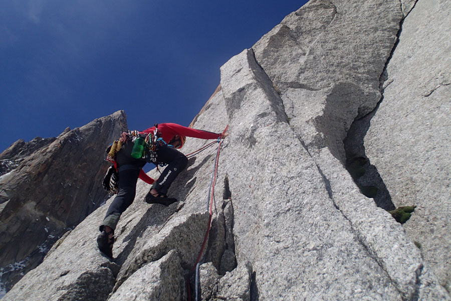 curso de escalada vías de varios largos en pirineos
